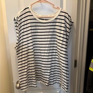 Ava & Viv Black and White Striped Top